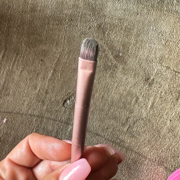 Pure Cosmetics Dual Two Ended Eyeshadow Makeup Brush - Picture 2 of 4